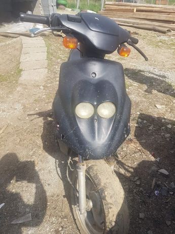 Vând scuter 50 cc