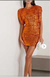 Къса оранжева рокля с пайети на марката toimoi