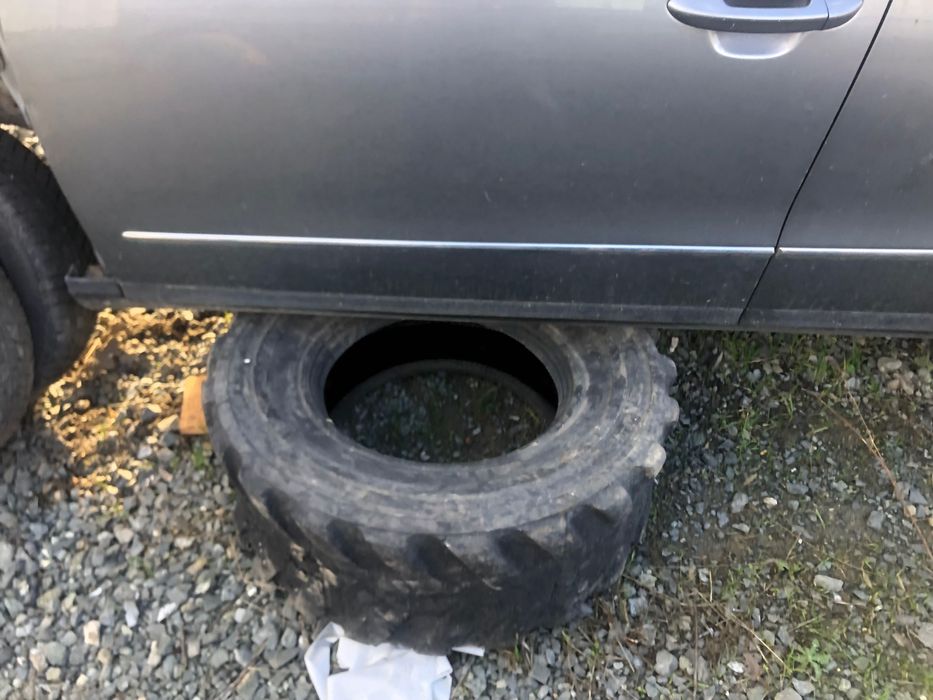 Предна лява врата за Пасат б6