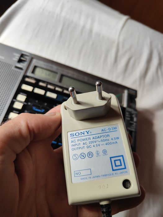 Radio Sony. Legendar.