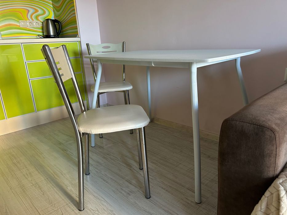 Мебели за трапезария