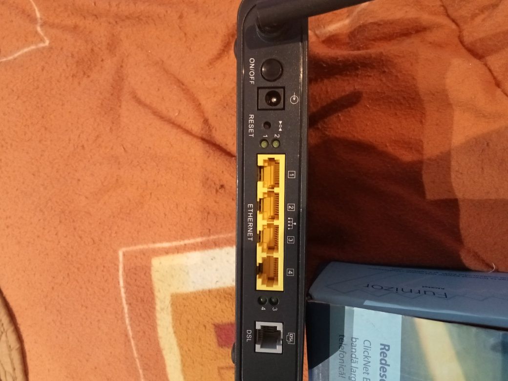 Router+ Râjniță cafea veche