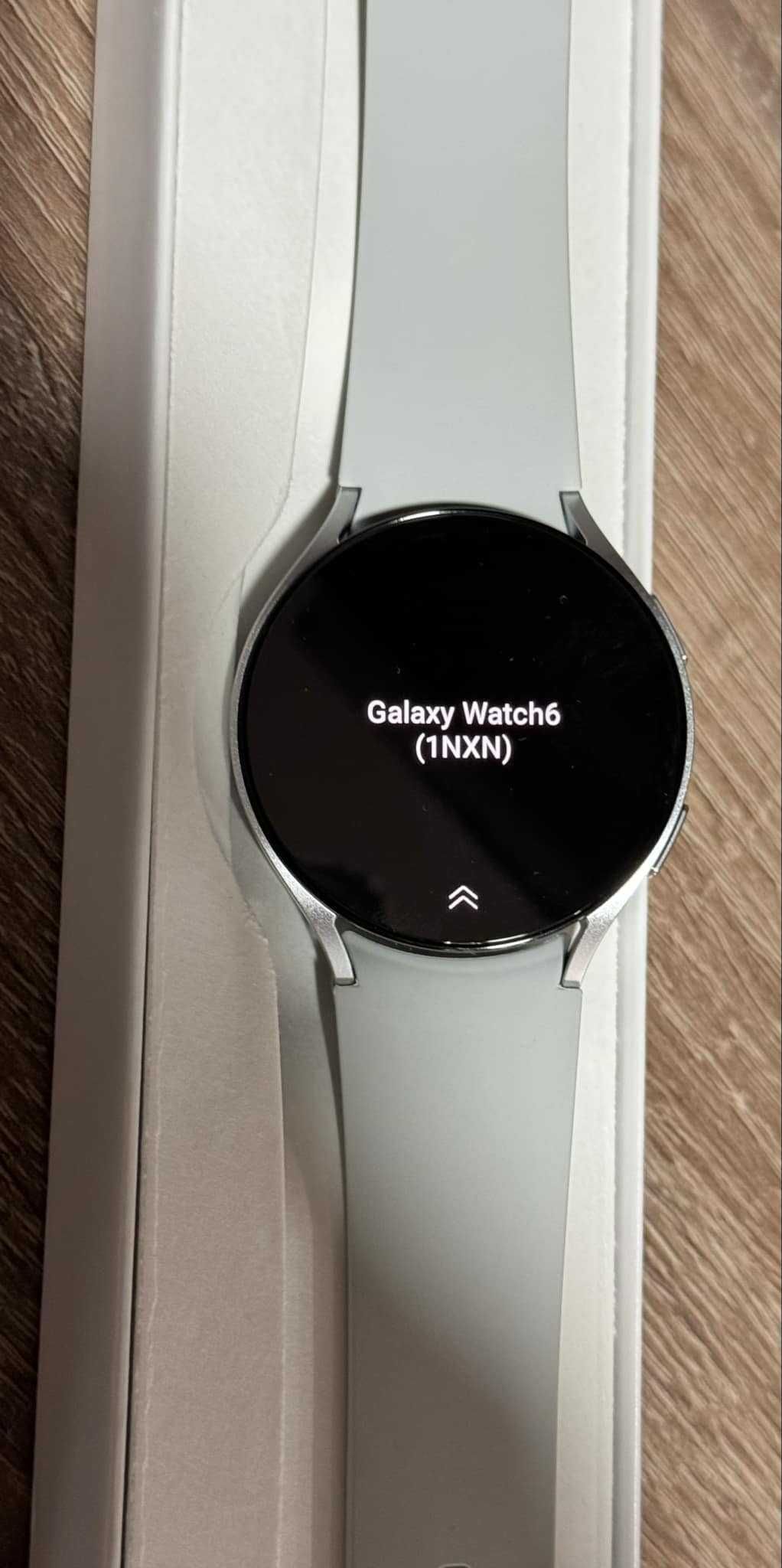 Смарт часовник Samsung WAtch 6