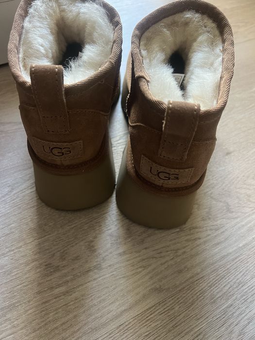 Чисто нови боти UGG