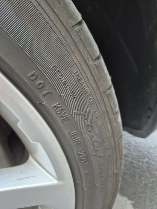 Летни гуми Dunlop 275 40 22, dot 2121