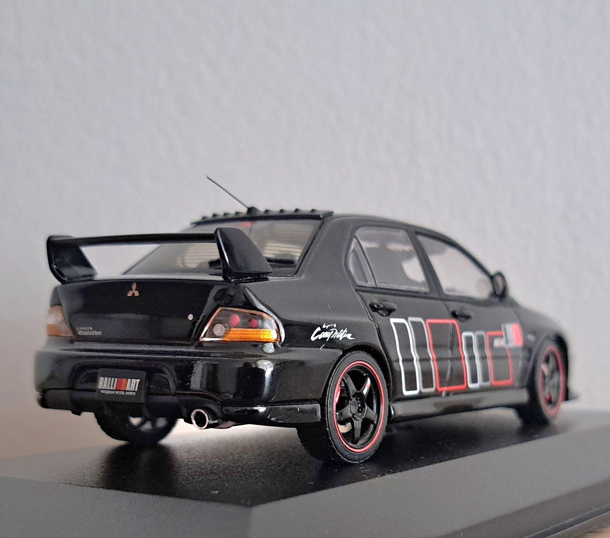 AUTOart 1/43 Mitsubishi Lancer EVO 9, Ralliart