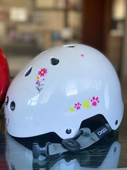 Vand 2 casti de ski – bonus casca bicicleta!!!