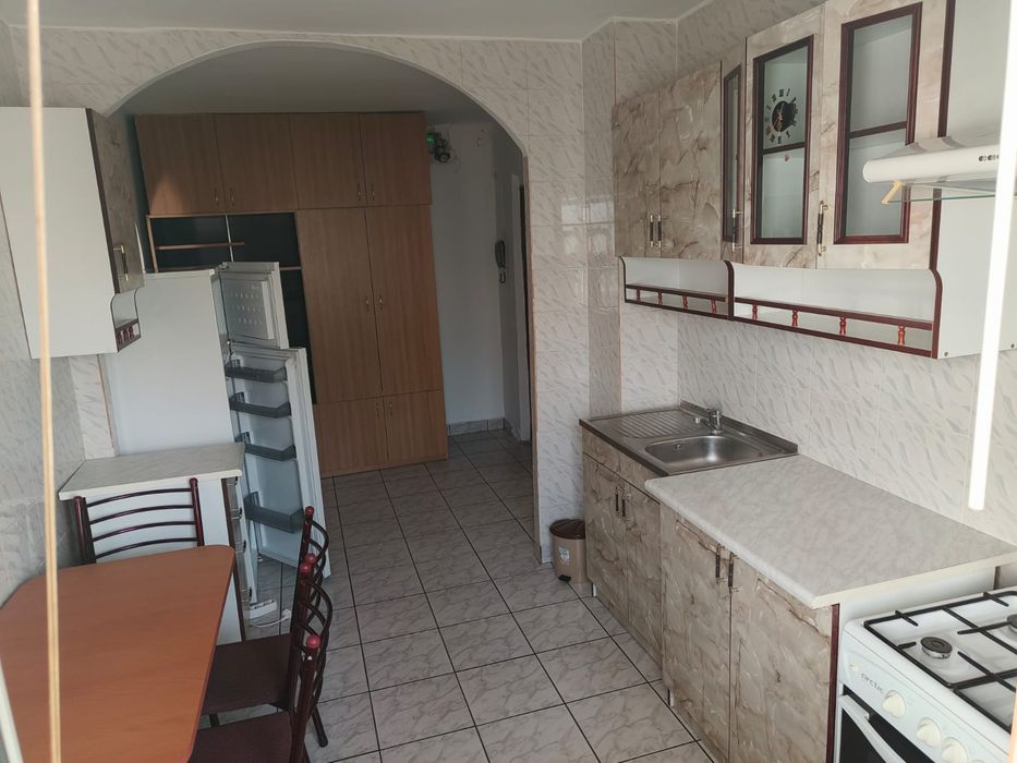 Sarari, Henri Coandă, 2 dec, et2/4,mob+utilat !