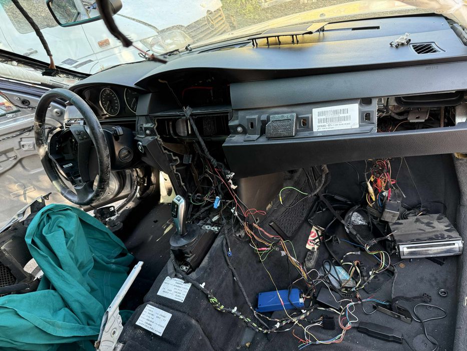 Bmw E61 177k.c на части