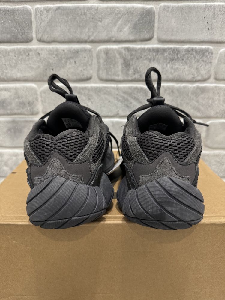 36-45 Yeezy 500 Utility Black