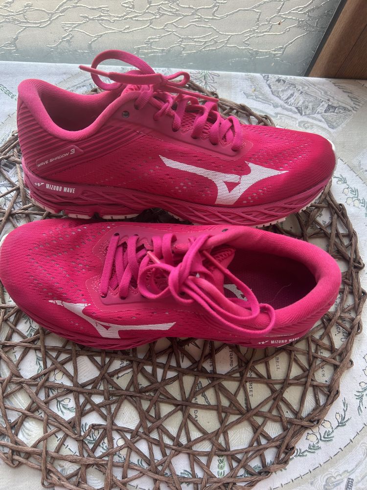 Маратонки Asics като нови