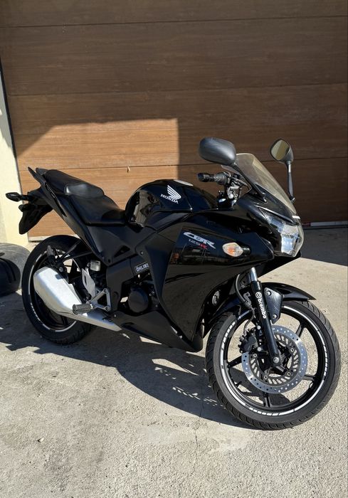 Honda cbr 125r