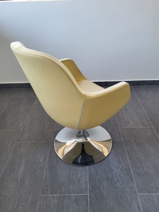 Set 6 scaune rotative din piele