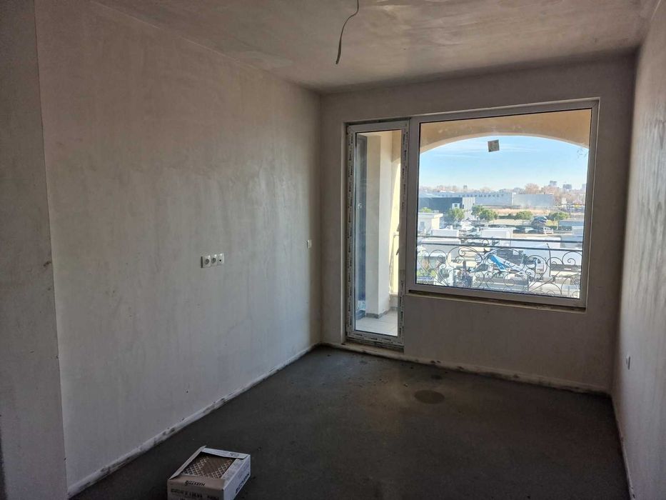 Продава се Тристаен апартамент в Пловдив, Кършияка - 103 кв.м за 1300 €/кв.м - Снимка #1