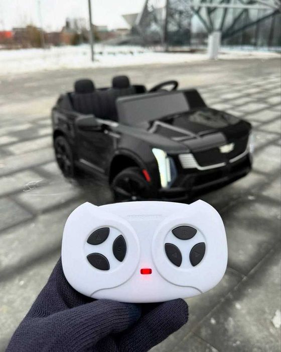 Детский электромобиль  Cadillac Escalade