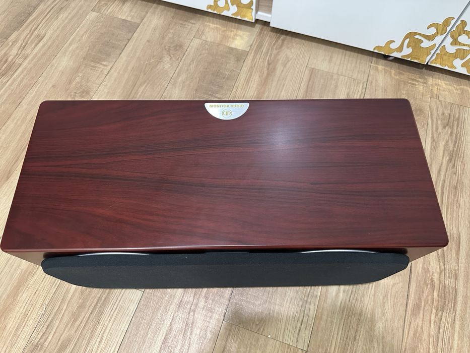 Vand schimb centru Monitor Audio gold signature high end LCR CS