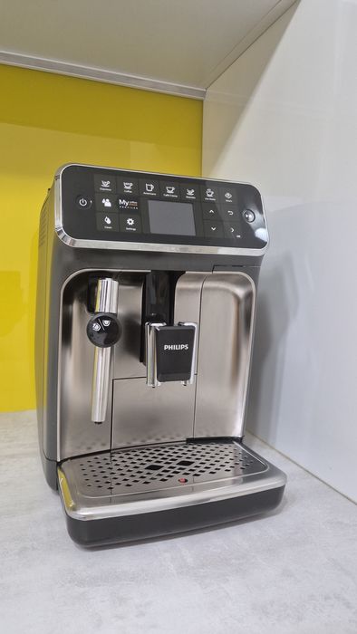 Espresor automat Philips 4300 EP4324/90