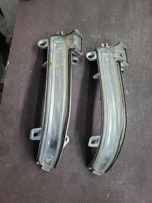 Semnalizare oglinda dreapta bmw f20,f21,f22,f23,f30,f31,f34,f36 f32