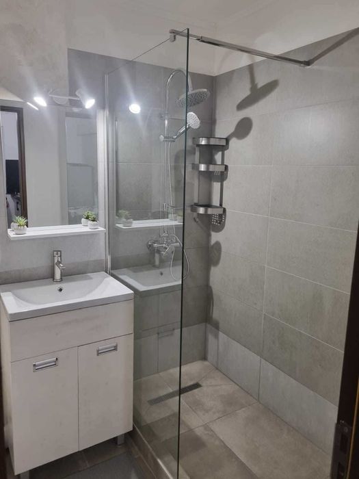 Apartament cu o camera de închiriat