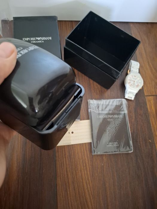 Ceas Armani din ceramica alba