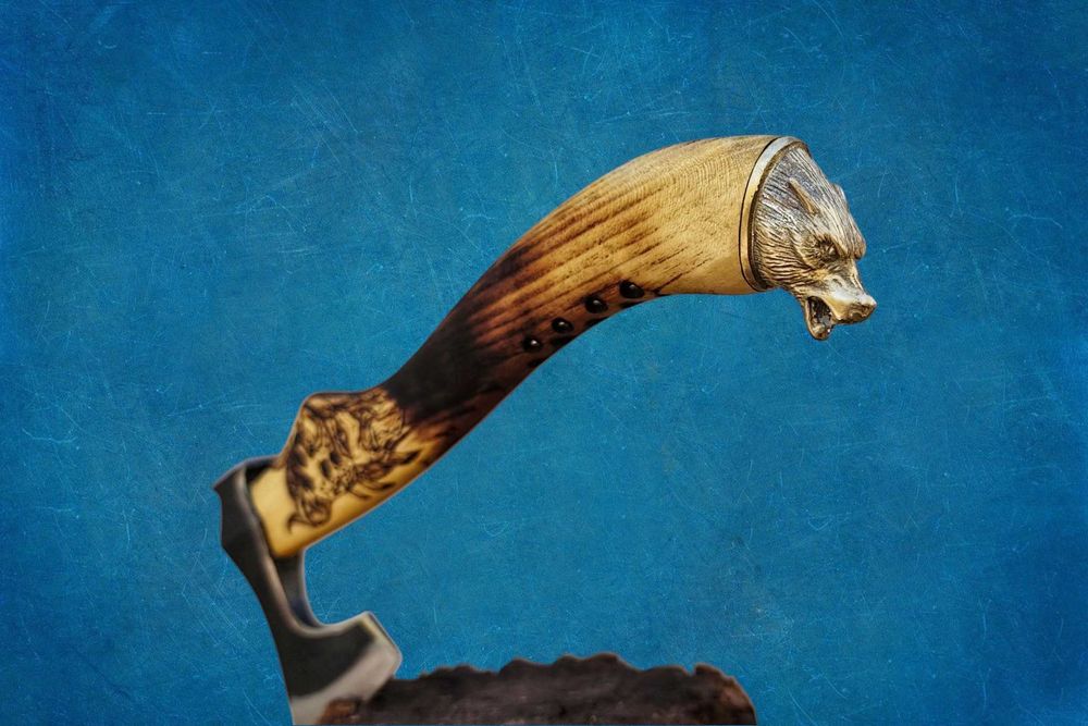 Брадва Мечка топор секира