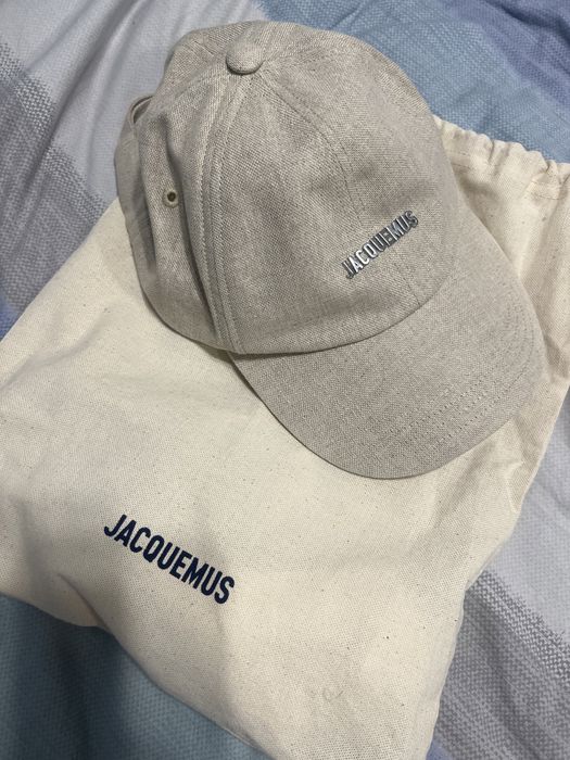 Шапка jacquemus