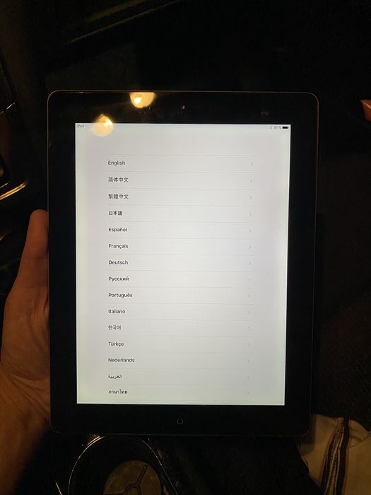 Vand tableta ipad .
