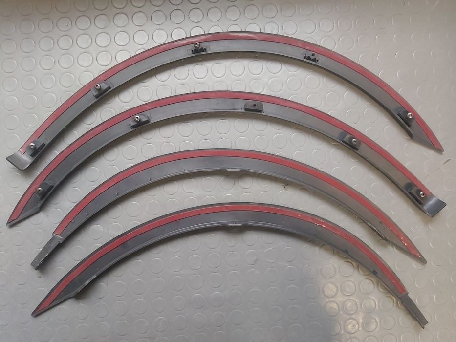 Декоративни вежди DACIA LOGAN 1