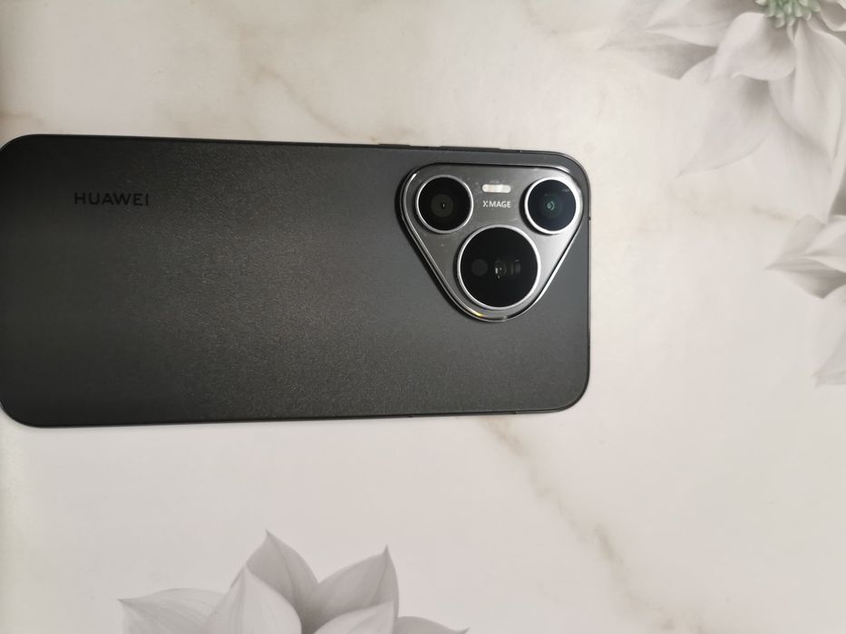 Huawei Pura 70 – 258 GB, 12 GB RAM – Ca nou, cu folia din fabrica