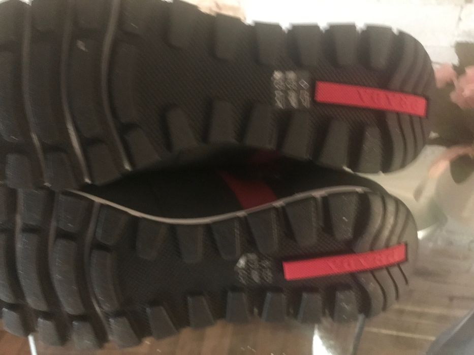 Adidasi Prada original nou mărimea 41