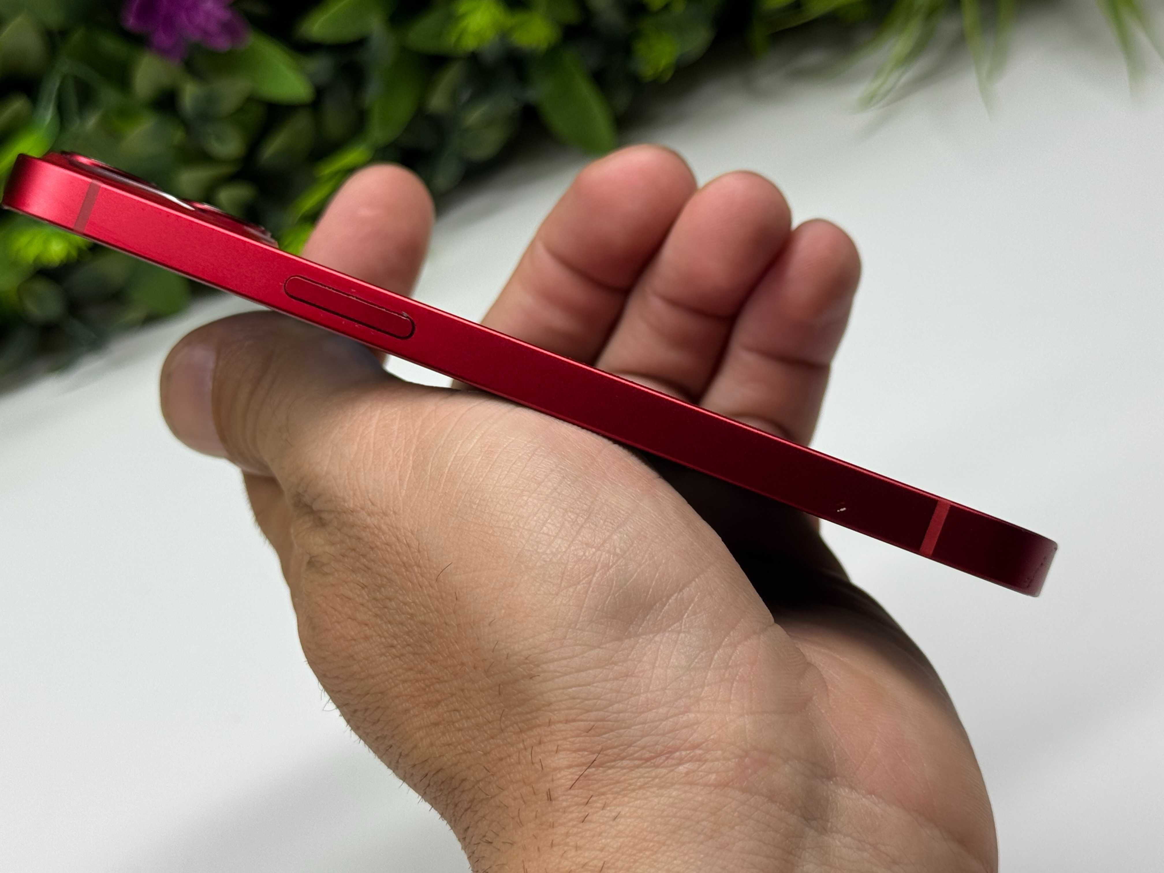 iPhone 13 128GB RED 95% батерия Гаранция