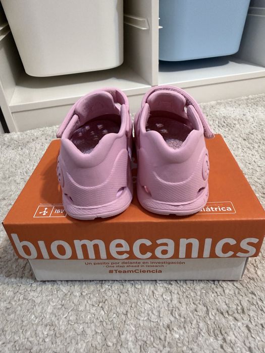 Sandale Biomecanics, marimea 23, 151 mm