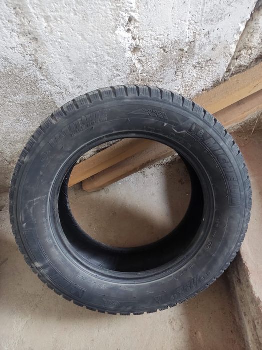 зимняя шина шипованная