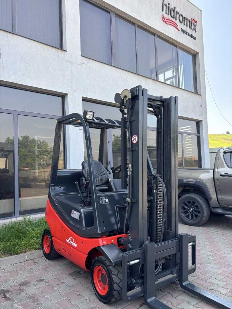 stivuitor - Motostivuitor Linde H16T GPL TRIPLEX Anul fabricației 2001