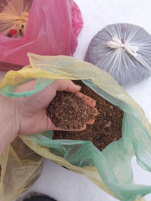 vand propolis BRUT - 4-5 kg ! calitate garantata stupina proprie