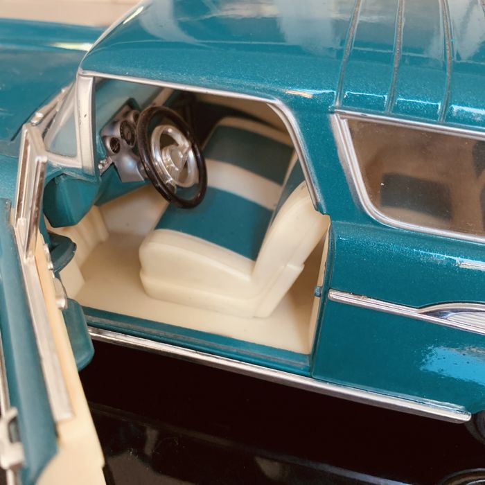 Колекционерска метална количка Chevrolet Nomad 1957 г.