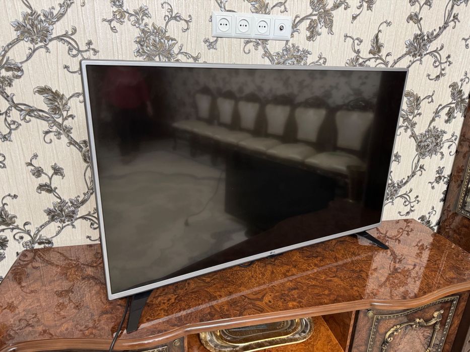 Телевизор LG 49 дюймов