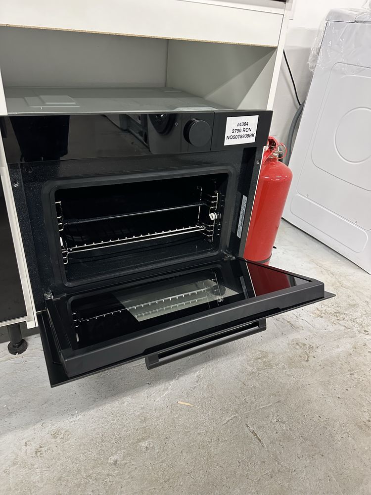 Cuptor incorporabil cu aburi si convectie  Samsung  NQ50T8939BK
