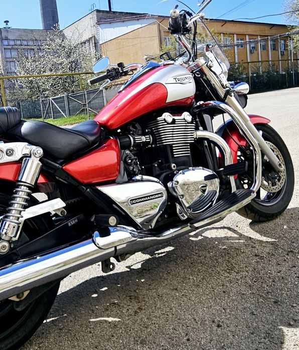 Triumph Thunderbird Commander 1700cc