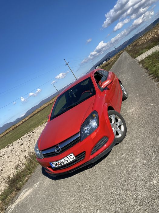 Opel Astra H GTC 1.6