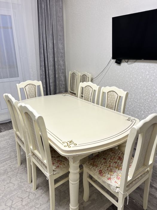 Продам стол со стульями