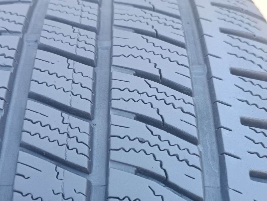 225/55/17 С Goodyear