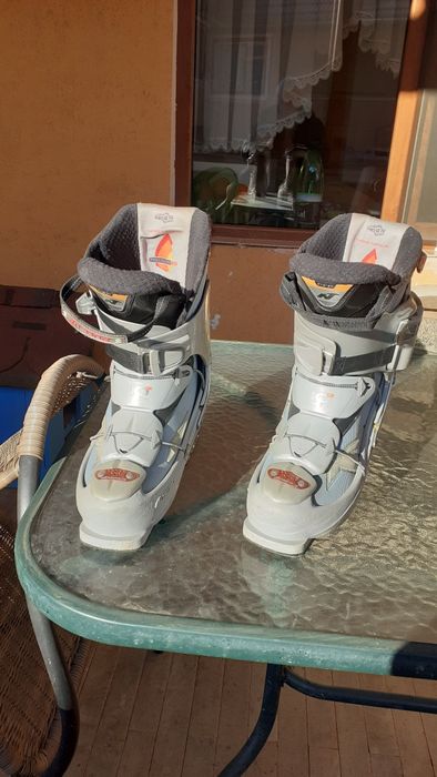 Clapari Nordica, marimea 36-38