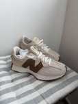 New Balance 327 bej cu maro marimea 42.5 noi originali