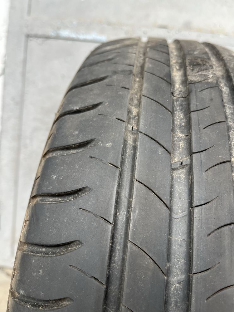 2 бр. летни гуми 195/65/15 Michelin 5 mm DOT 0815