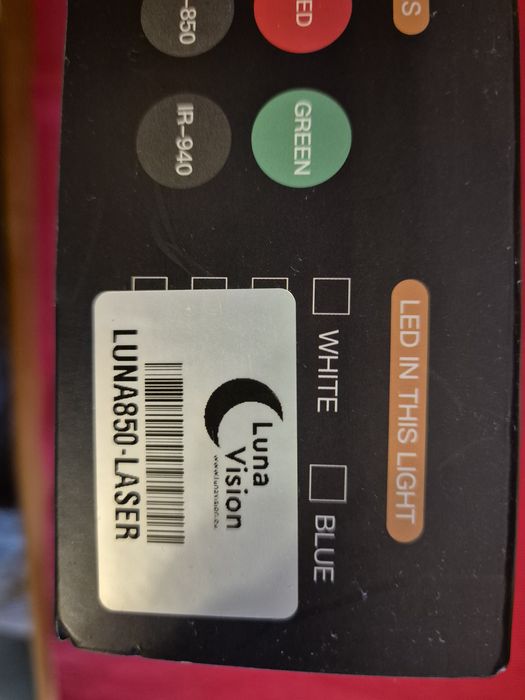 Proiector laser infraroșu ( ptr Pard, lunete infra etc.)