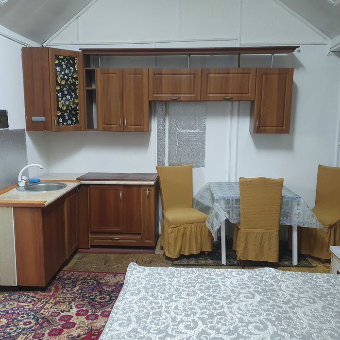 Сдам квартиру на мансарде Уютная, мебелированная, со всеми удобствами.