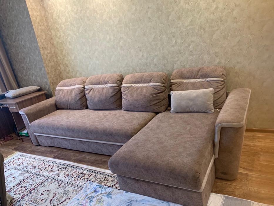 Продается диван 3 метра