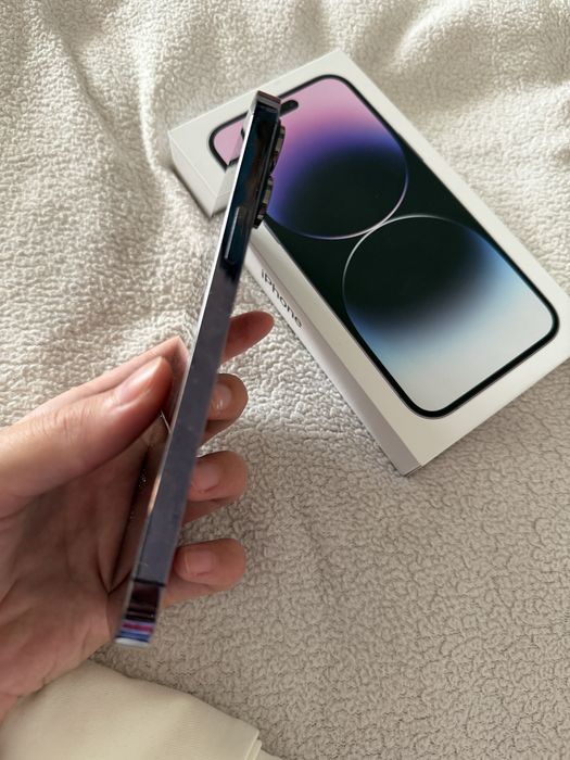 Iphone 14 pro max purple