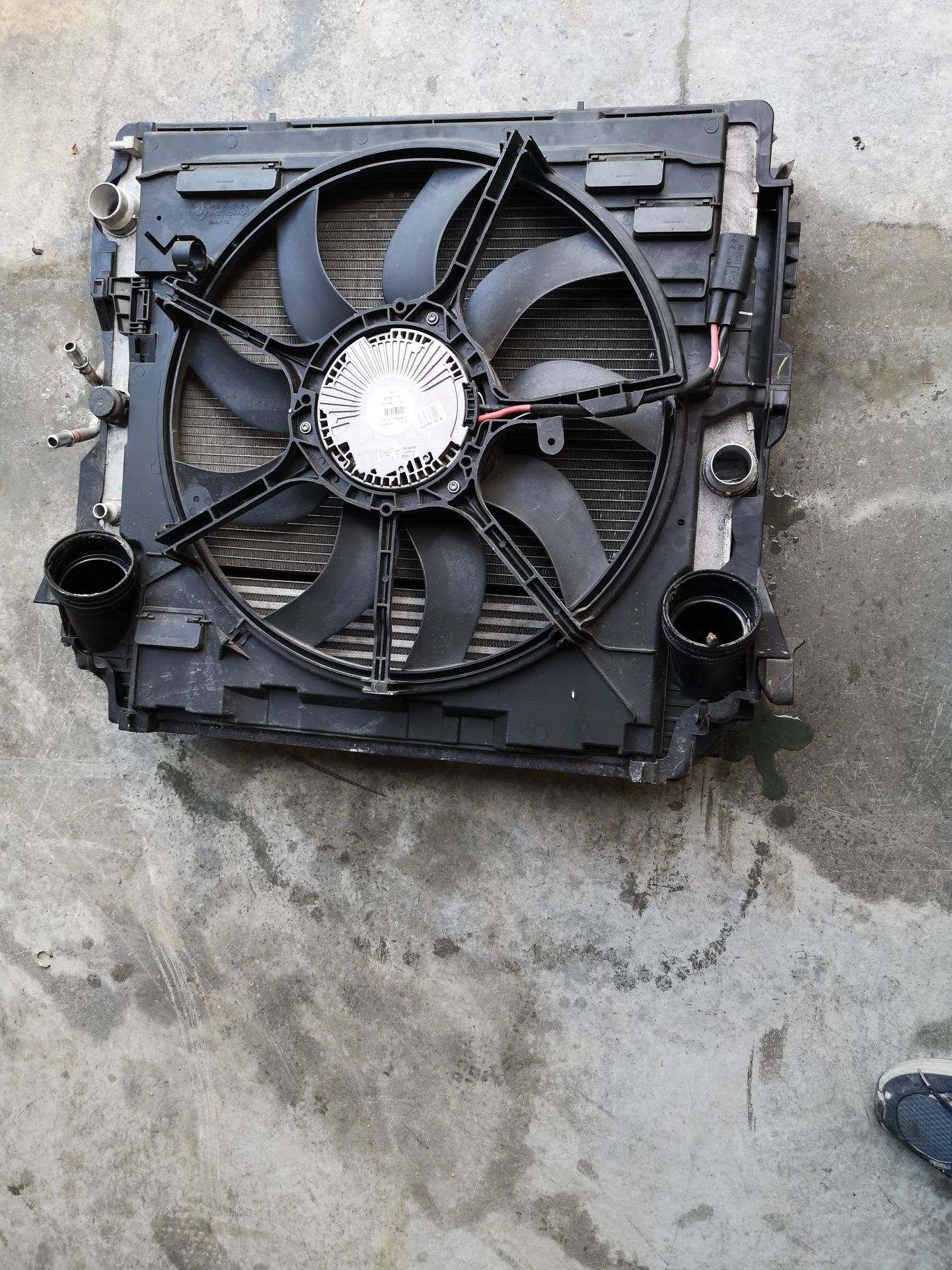 Trager complet radiator ventilator întăritura bmw x5 e70 x6 e71 lci